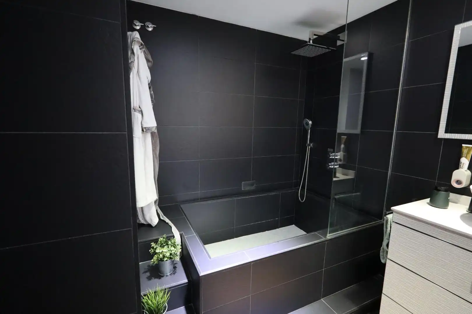 Chalet con piscina en venta en Calle PINOS, imagen 57