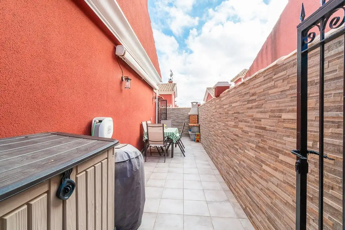 Terraza de Casa o chalet en venta en Orihuela con Aire acondicionado, Jardín privado y Trastero