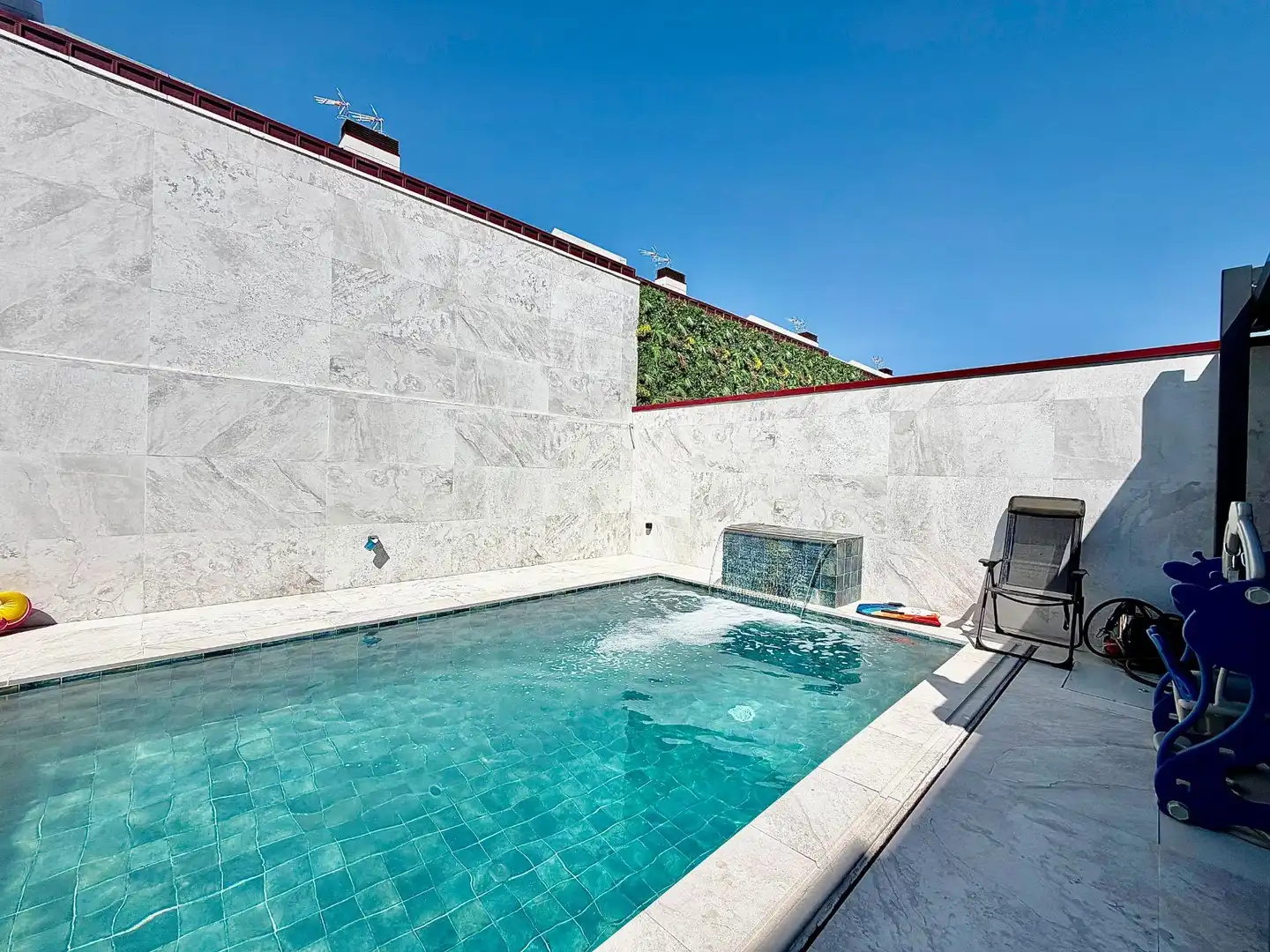 Piscina de Casa adosada en venda en Rivas-Vaciamadrid amb Aire condicionat, Calefacció i Piscina