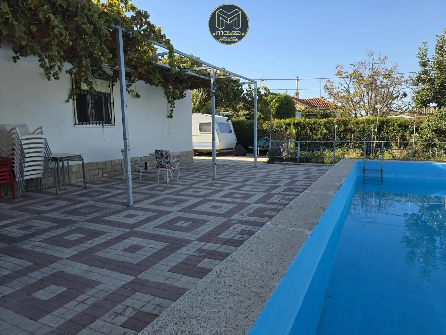 Piscina de Casa o xalet en venda en Jaén amb Aire condicionat, Calefacció i Piscina