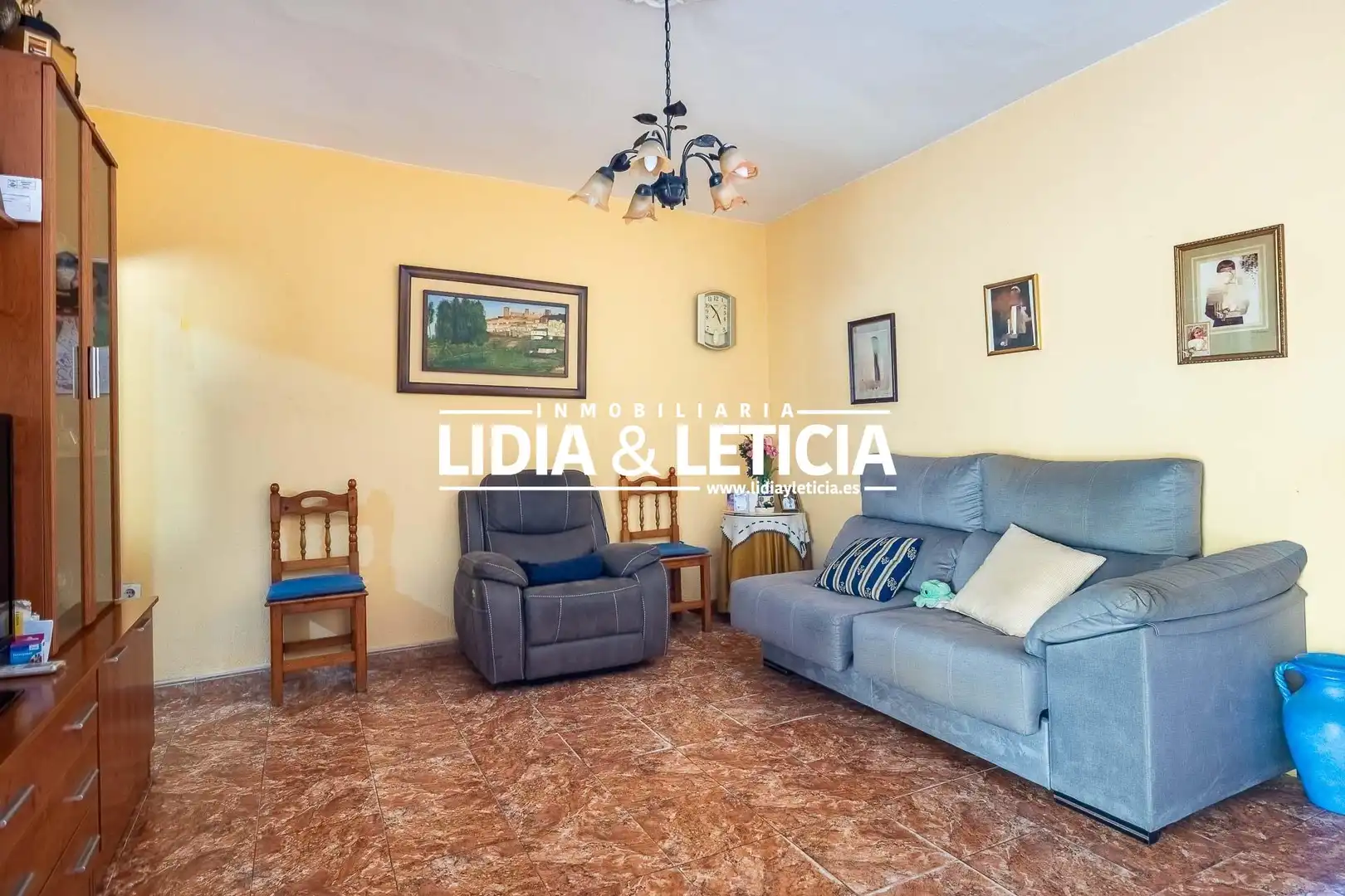 Sala d'estar de Casa o xalet en venda en Alcalá de Guadaira amb Aire condicionat i Calefacció