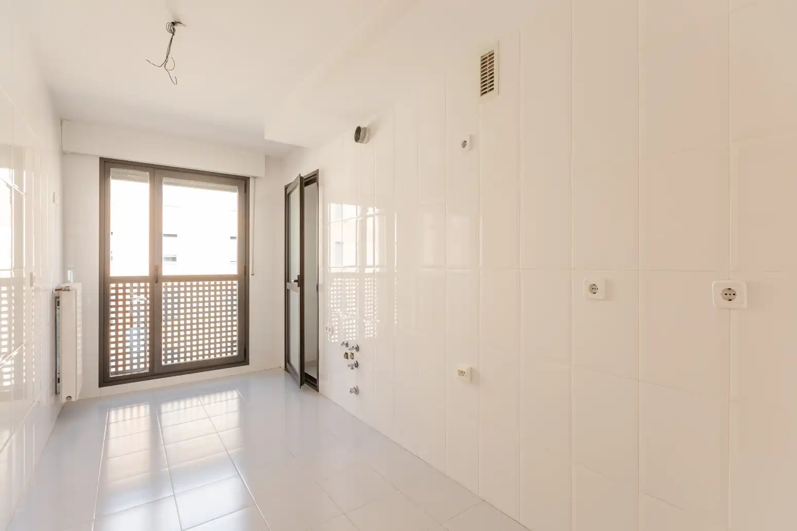 Terraza de Piso en venta en  Pamplona / Iruña con Calefacción, Jardín privado y Parquet