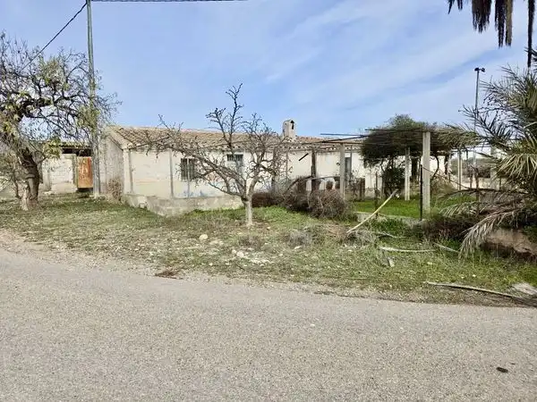 Casa rústica amb jardí en venda a Calle Cuesta Eduardo, imagen 2
