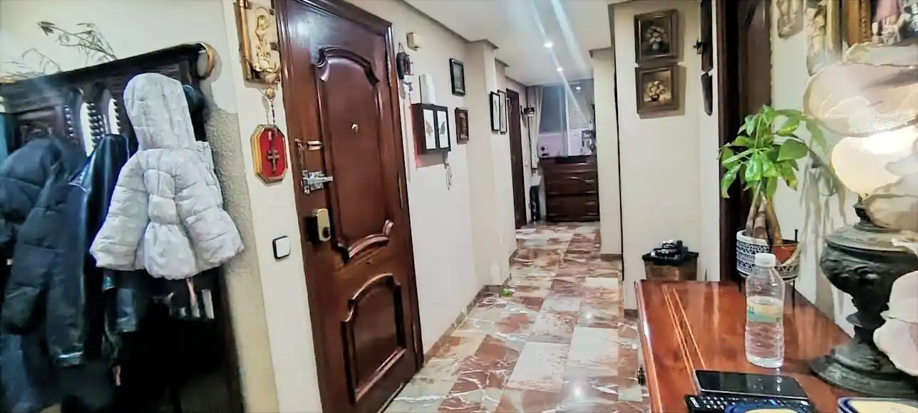 Piso en venta en Linares con Aire acondicionado, Calefacción y Jardín privado