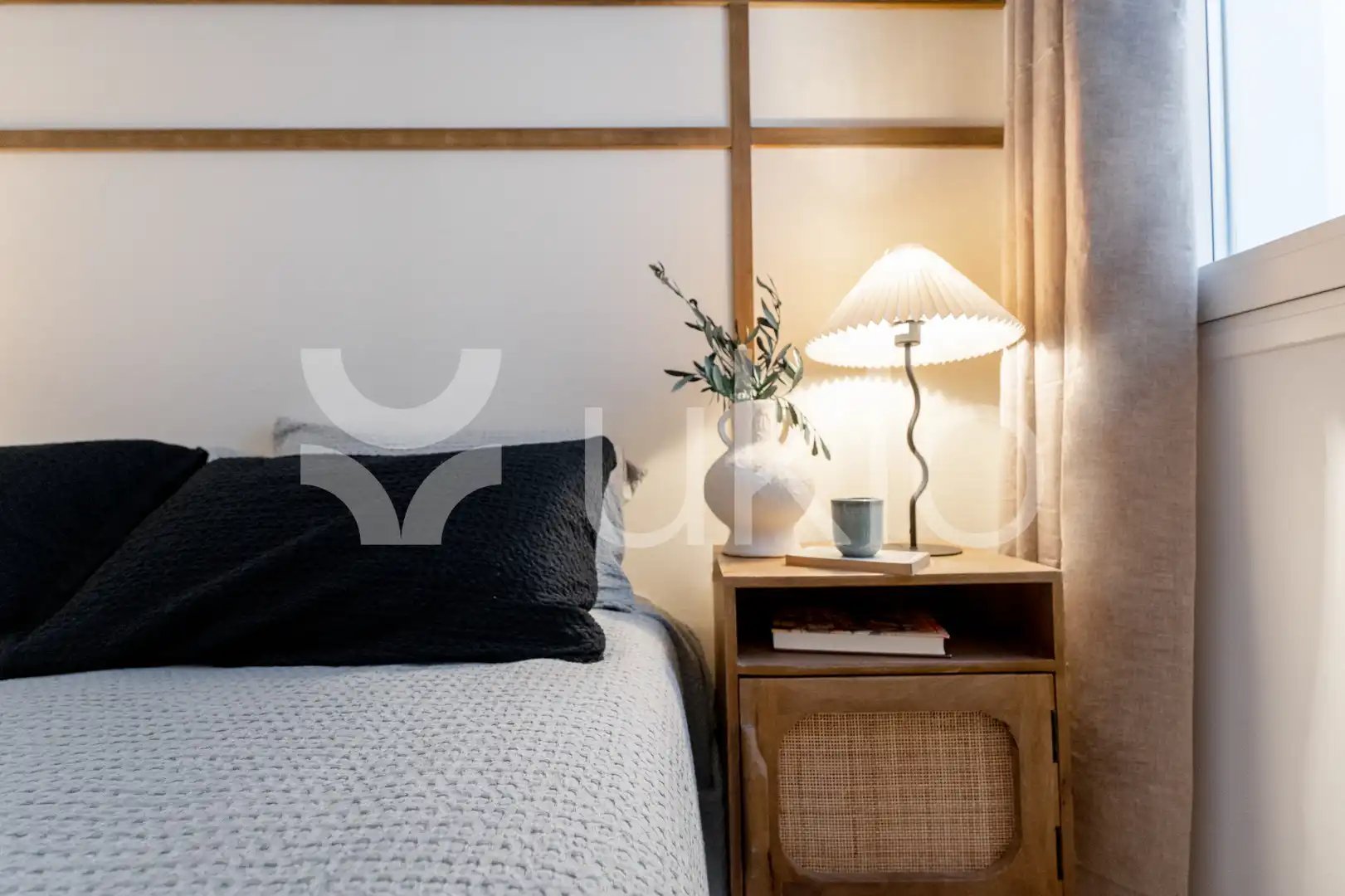 Habitación de Apartamento de alquiler en Madrid con Aire acondicionado, Calefacción y Amueblado