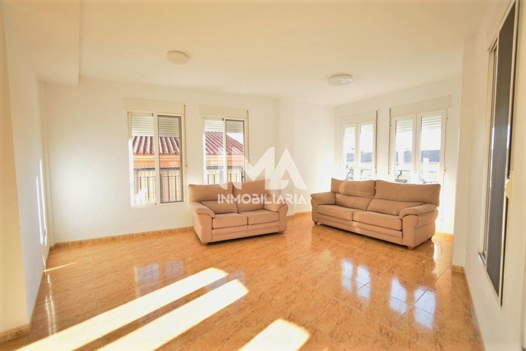 Sala d'estar de Pis en venda en Benissanó amb Calefacció, Forn i Internet