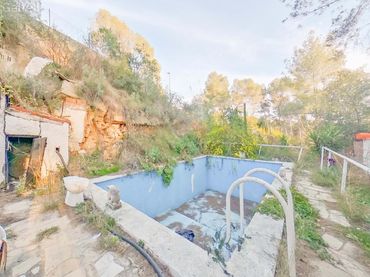 Maison mitoyenne à vendre à CL CAVA 
 RUBI (BARCELONA)