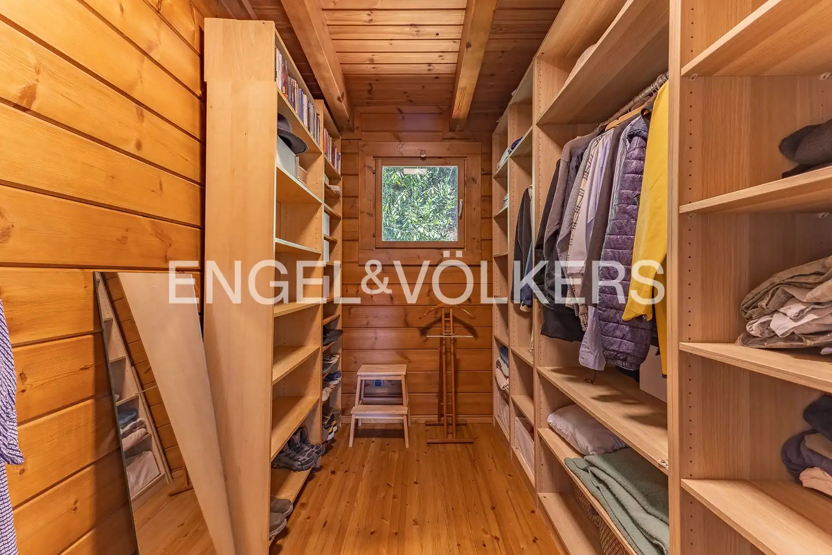 Habitación de Casa o chalet en venta en Barcelona con Calefacción, Jardín privado y Parquet