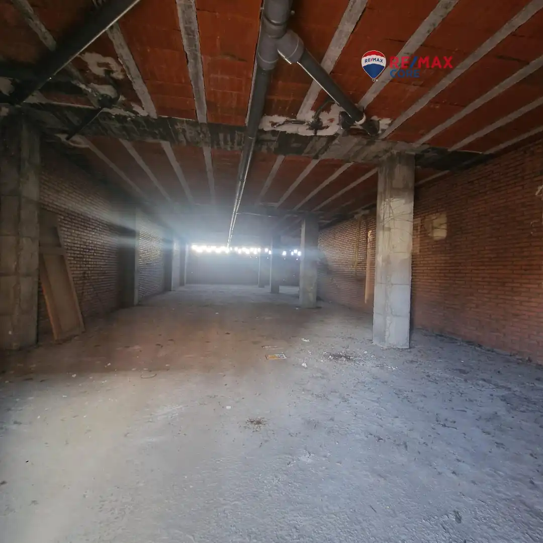 Local comercial en venda a Avenida Elvas, imagen 4
