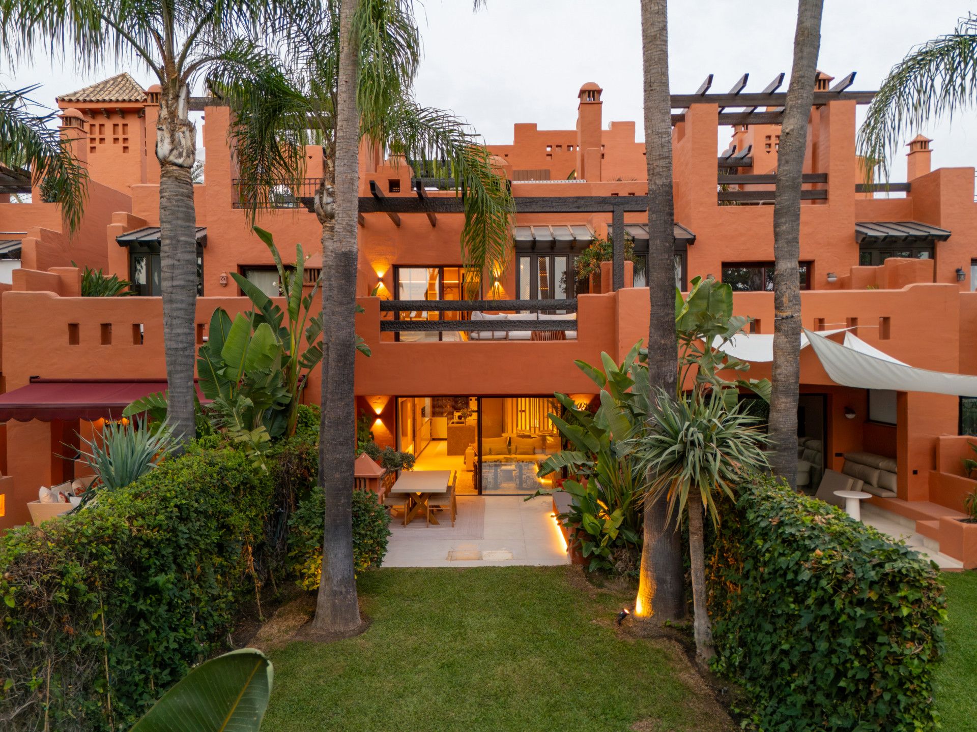 Jardí de Casa adosada en venda en Marbella amb Aire condicionat, Jardí privat i Terrassa