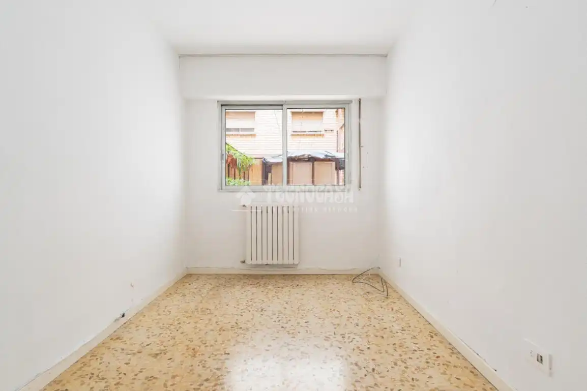 Habitación de Piso en venta en Zaragoza