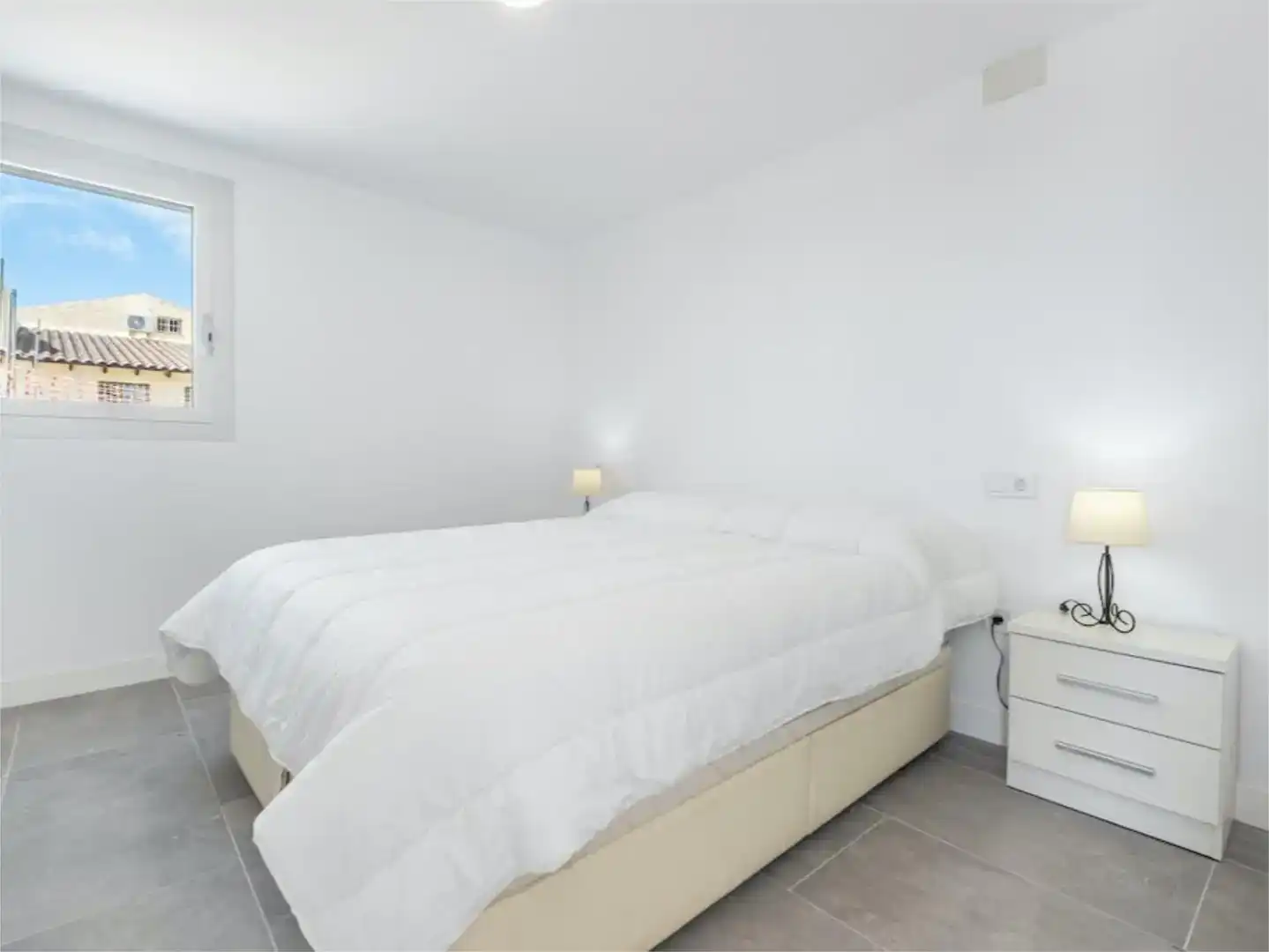 Schlafzimmer von Wohnung zum Verkauf in Polop mit Klimaanlage, Schwimmbad und Balkon