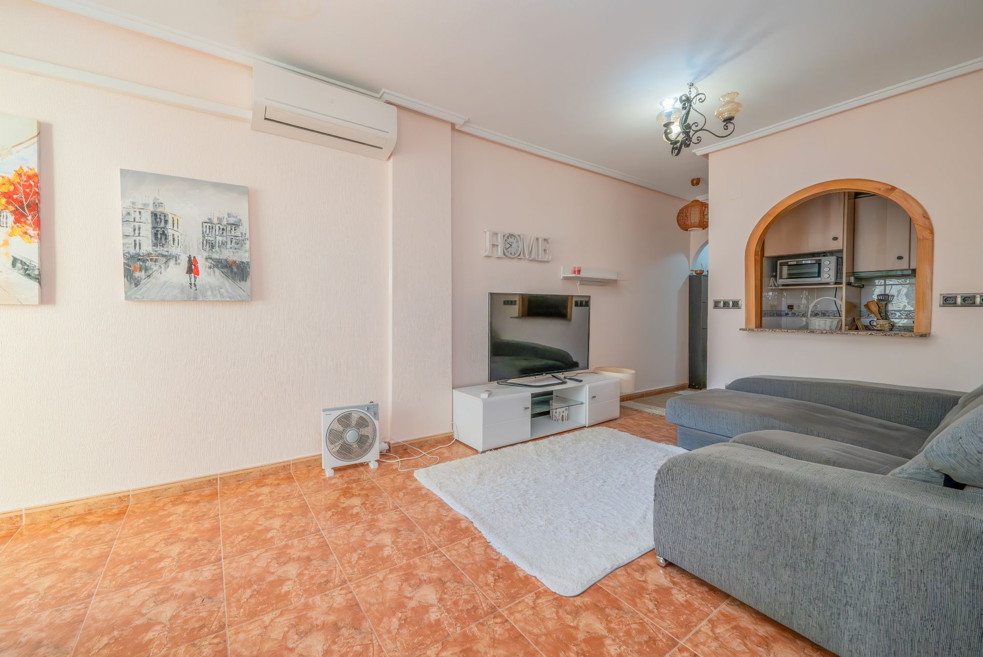 Living room of Apartment for sale in Torrevieja