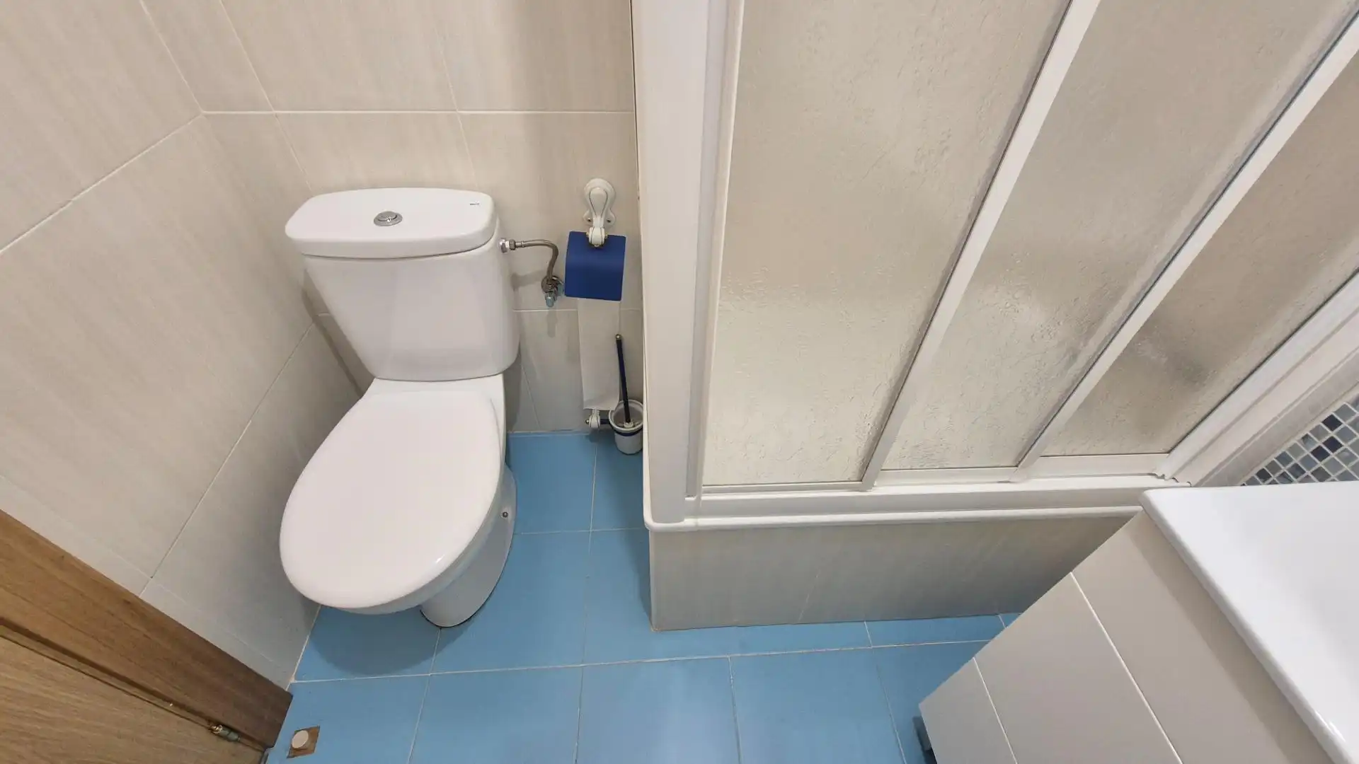 Bathroom of Houses for sale in San Esteban de la Sierra
