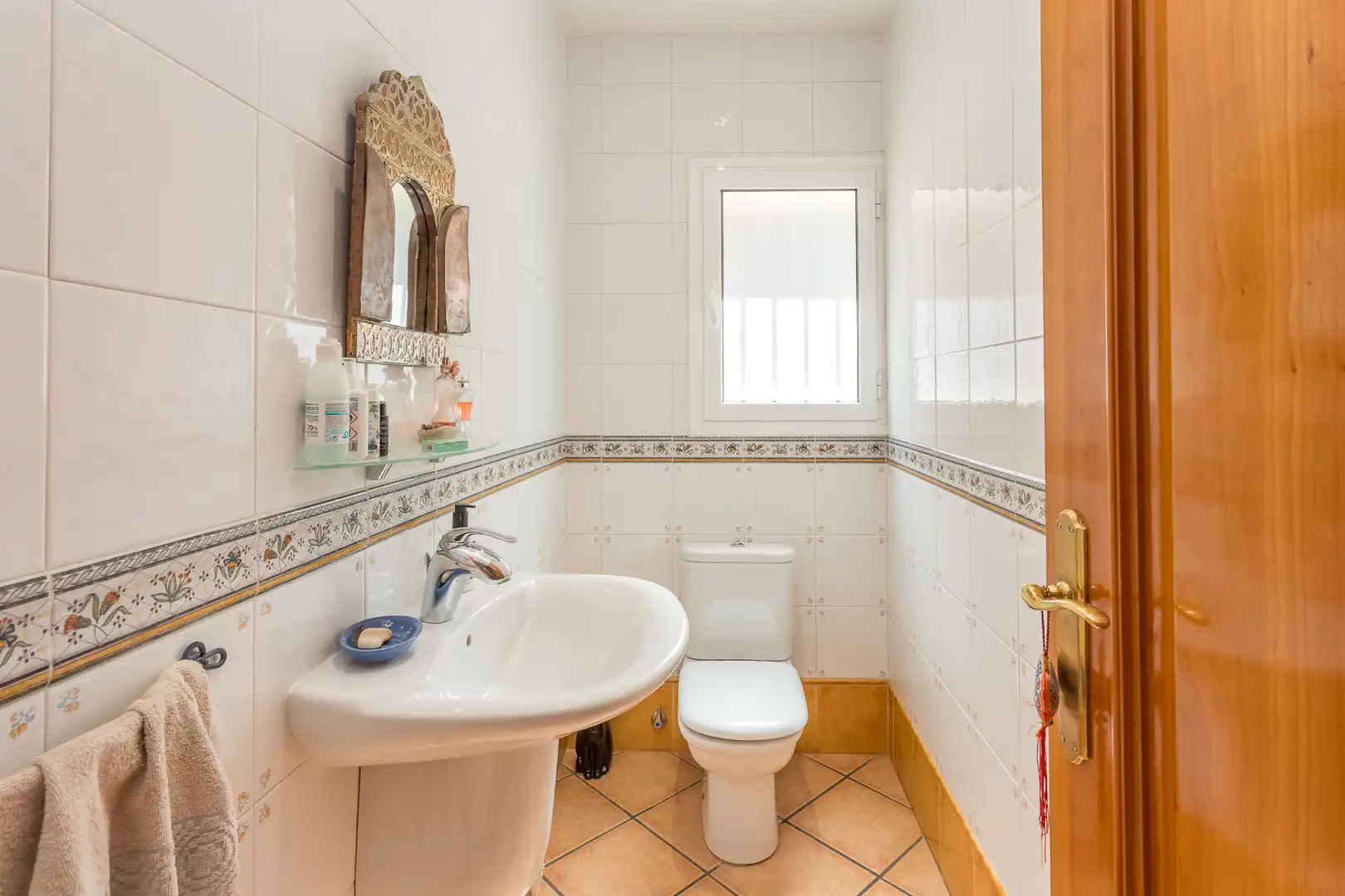 Baño de Casa o chalet en venta en Gavà con Calefacción, Piscina y Horno