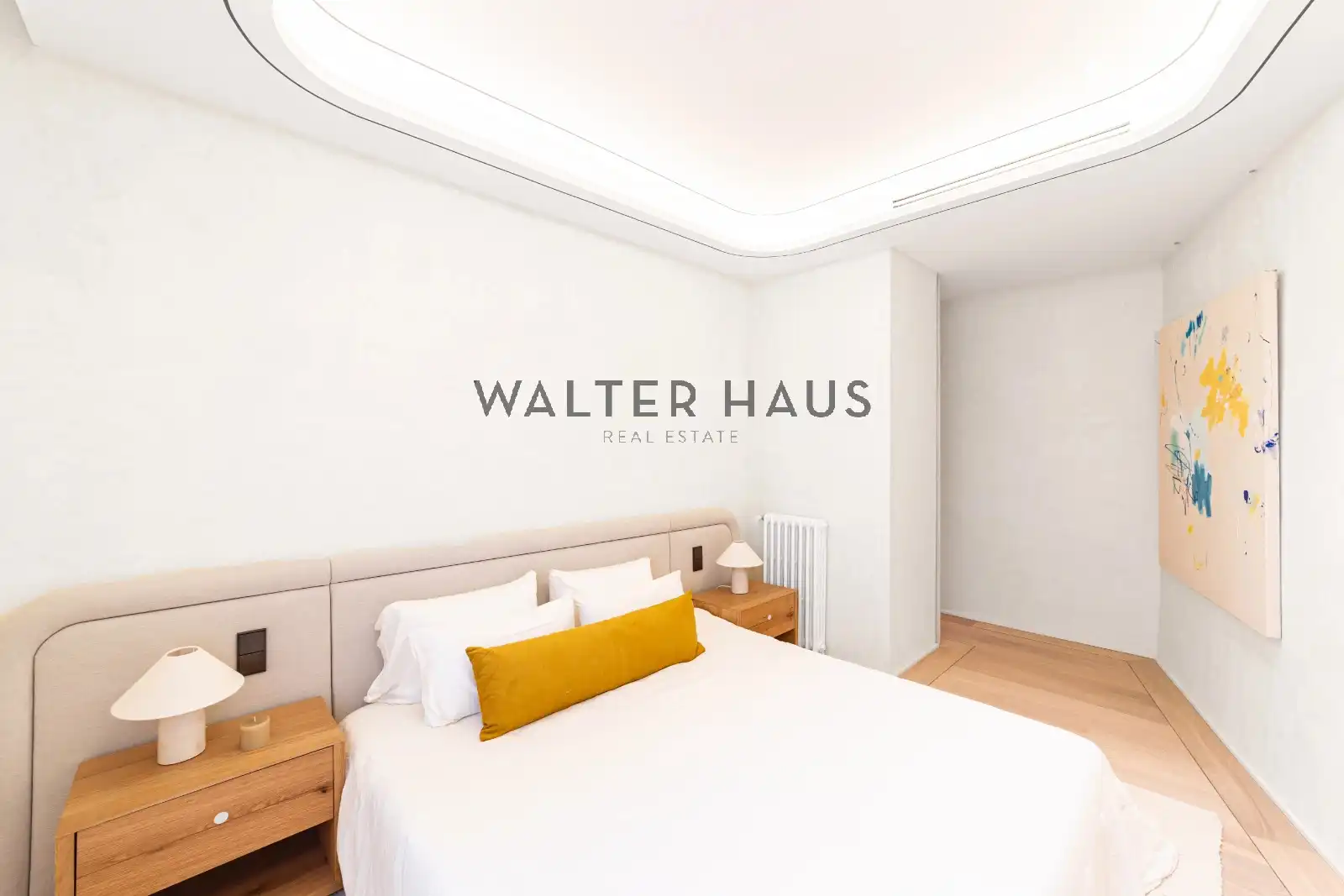 Bedroom of Flat for sale in Madrid  with Air Conditioner, Heating and Oven