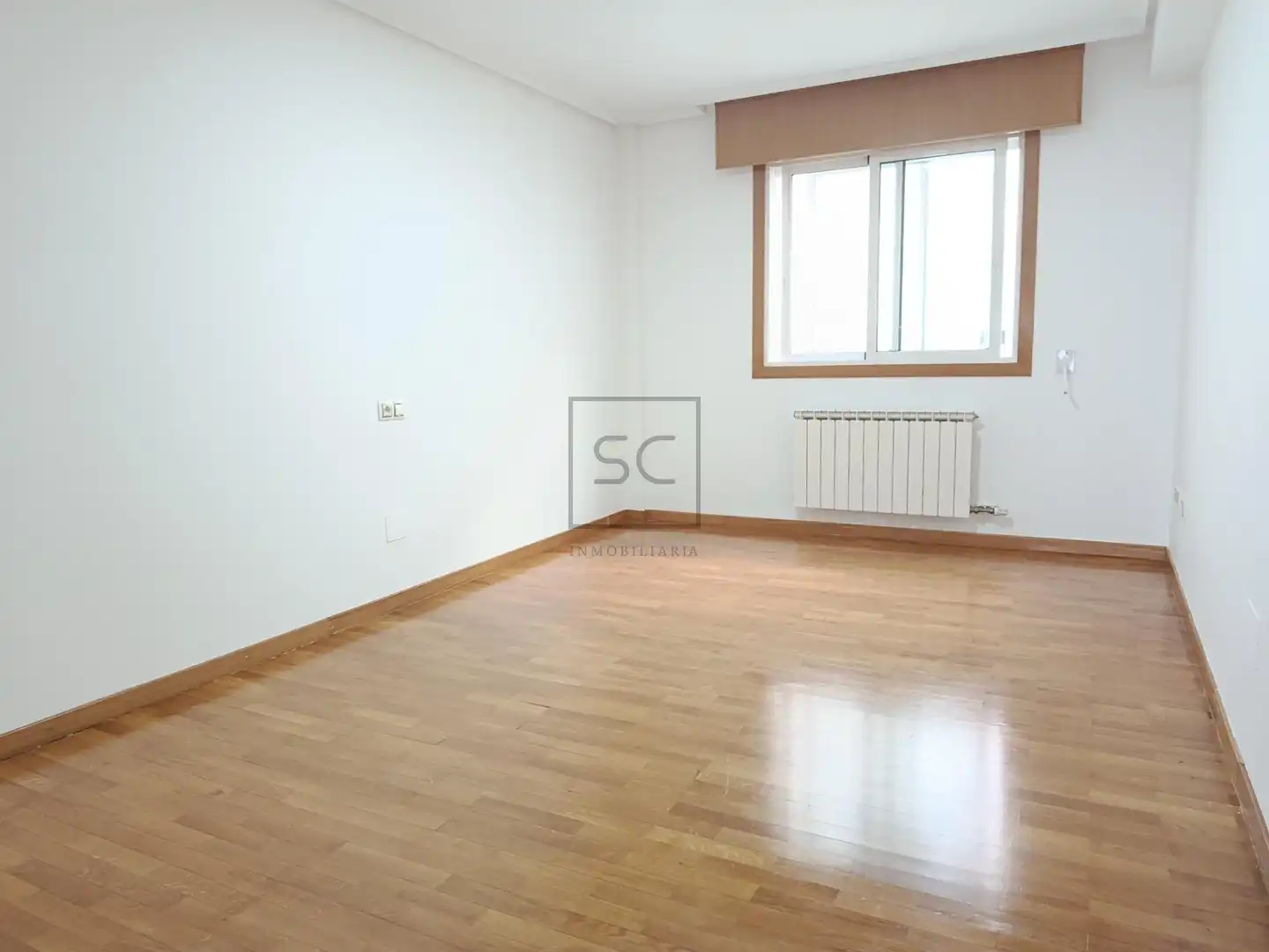Habitación de Piso en venta en Narón con Calefacción y Trastero