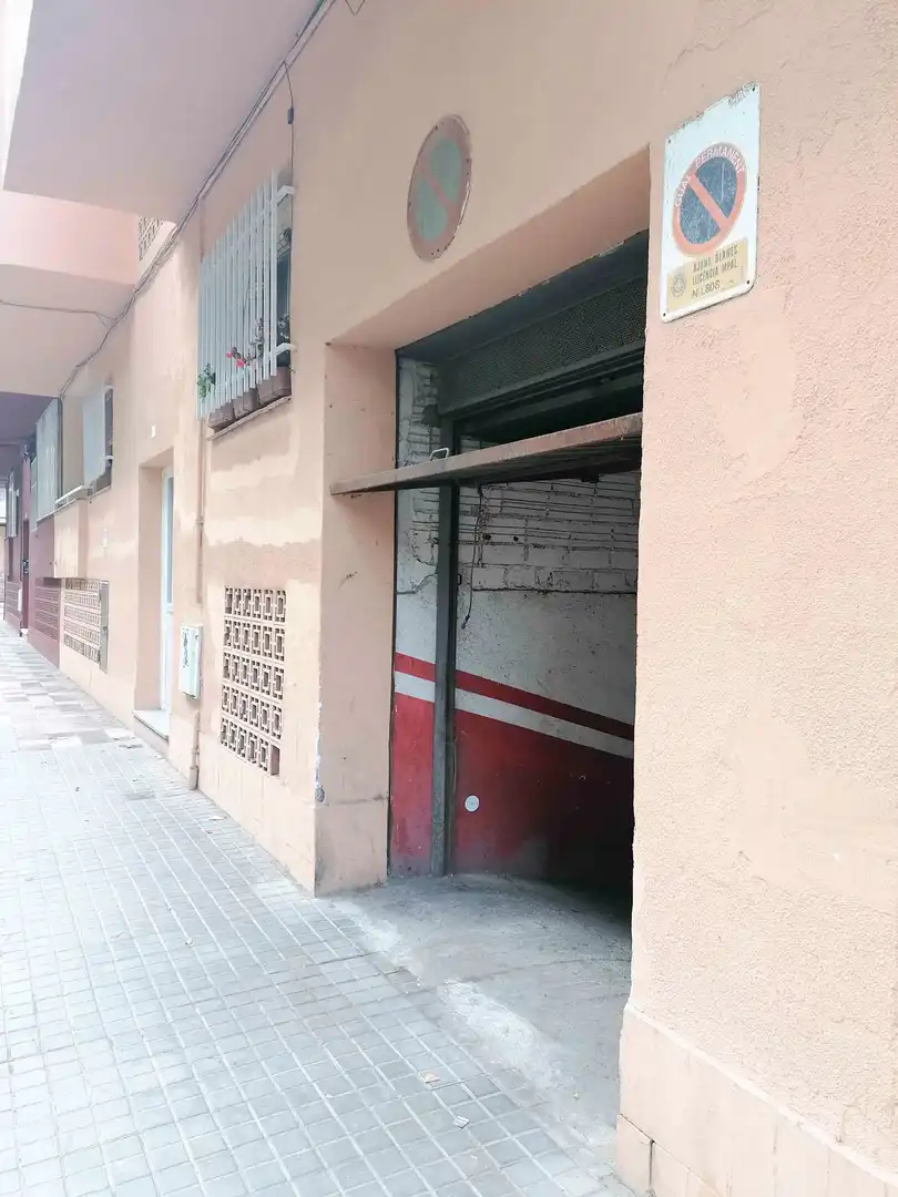 Vista exterior de Garatge en venda en Blanes