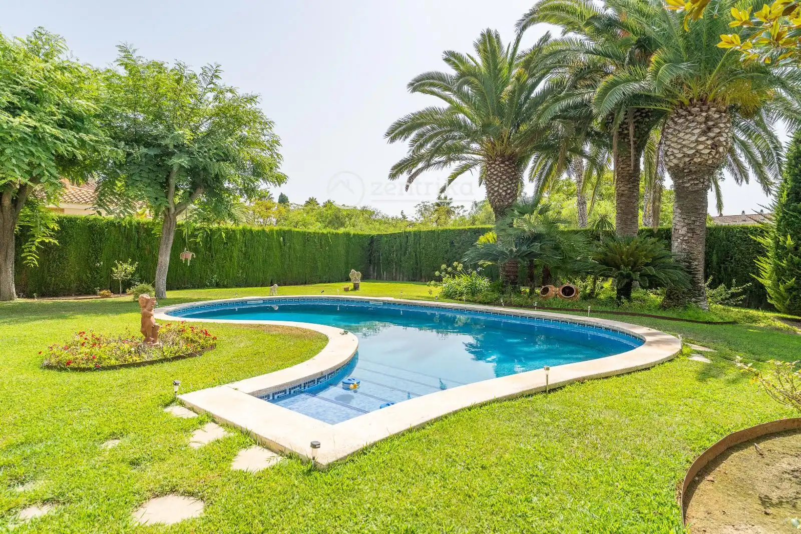 Garden of Houses for sale in Cambrils  with Air Conditioner, Heating and Storage room
