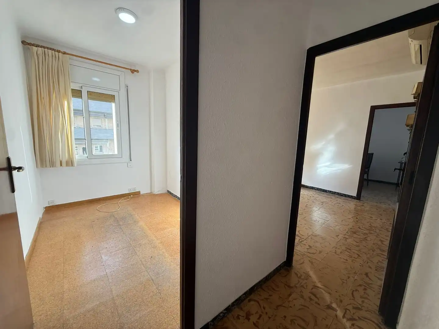 Bedroom of Flat for sale in Barcelona  with Air Conditioner