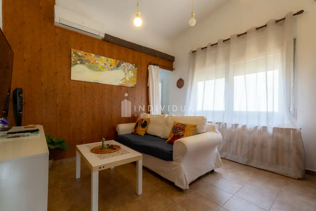 Sala d'estar de Casa o xalet en venda en Santa Eulàlia de Ronçana amb Aire condicionat, Calefacció i Jardí privat