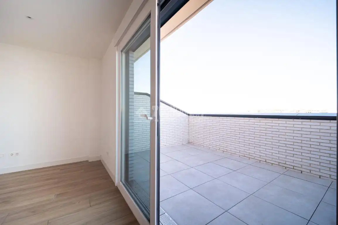 Terraza de Piso de alquiler en Rivas-Vaciamadrid con Calefacción, Alarma y Domótica