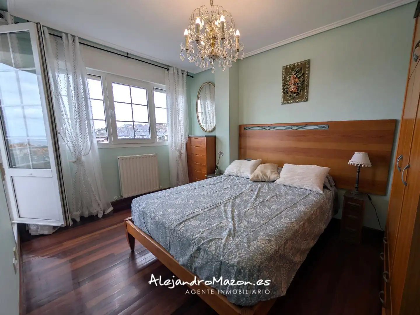 Bedroom of Flat for rent in Castro-Urdiales  with Heating, Terrace and Swimming Pool