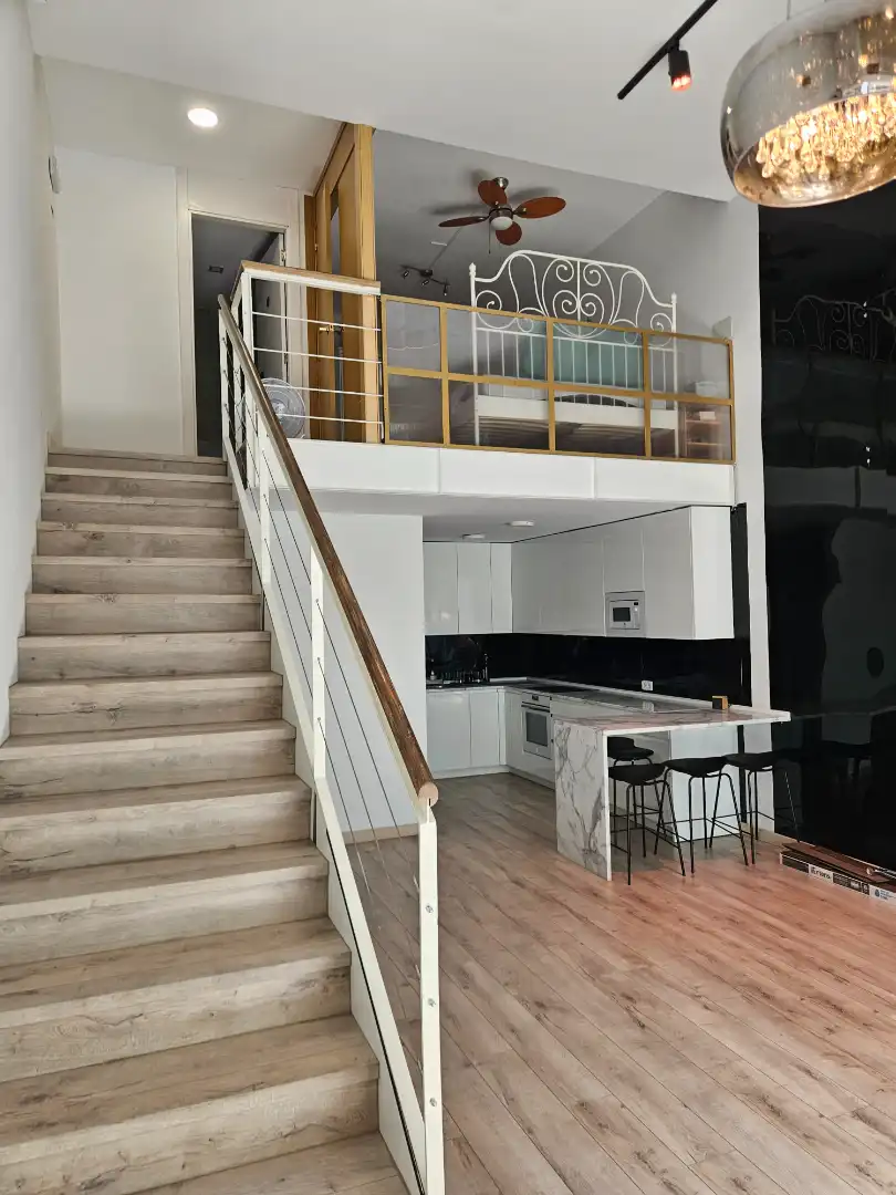 Cuina de Loft en venda en Madrid amb Aire condicionat, Calefacció i Jardí privat