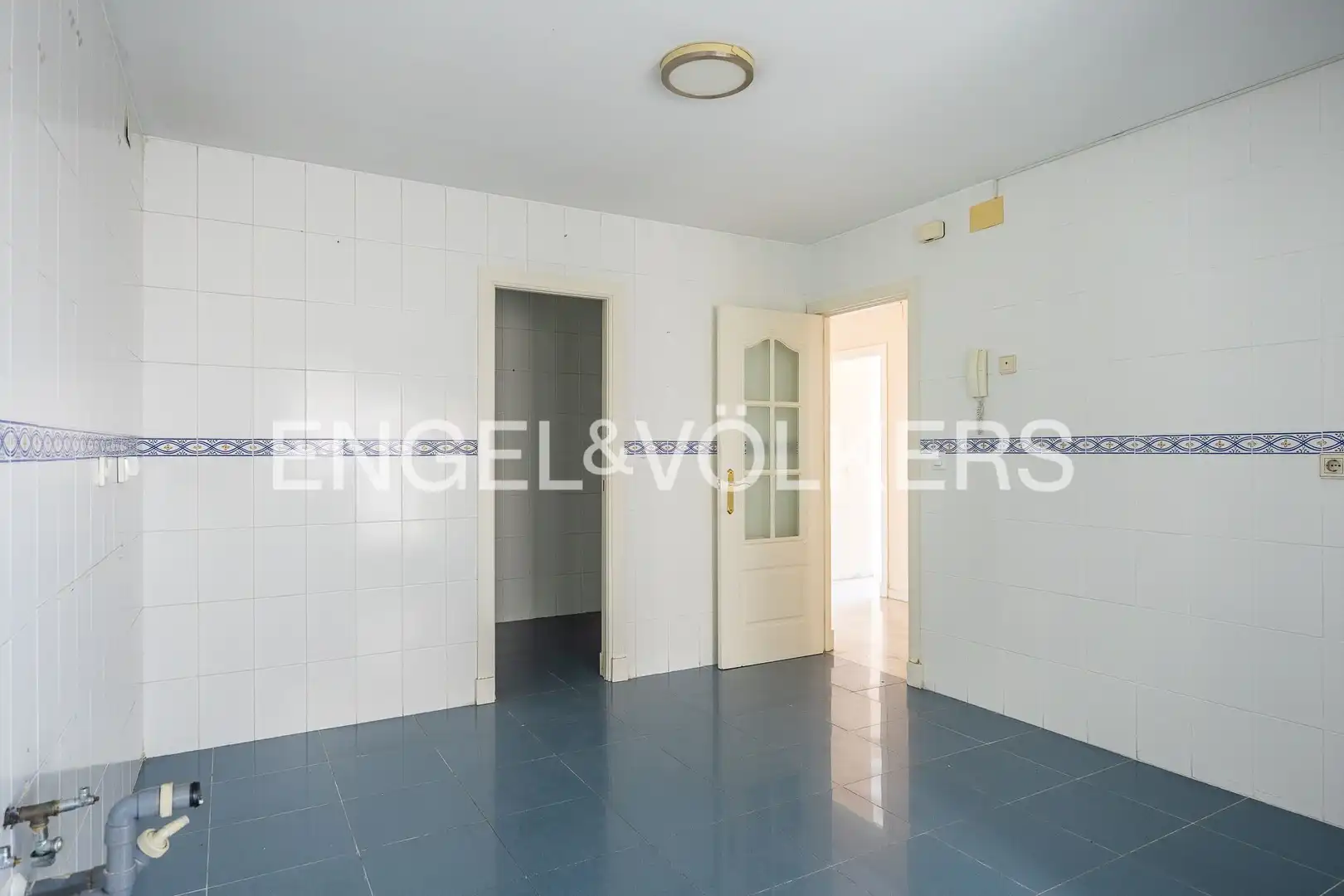 Flat for sale in Sevilla  with Air Conditioner, Heating and Terrace