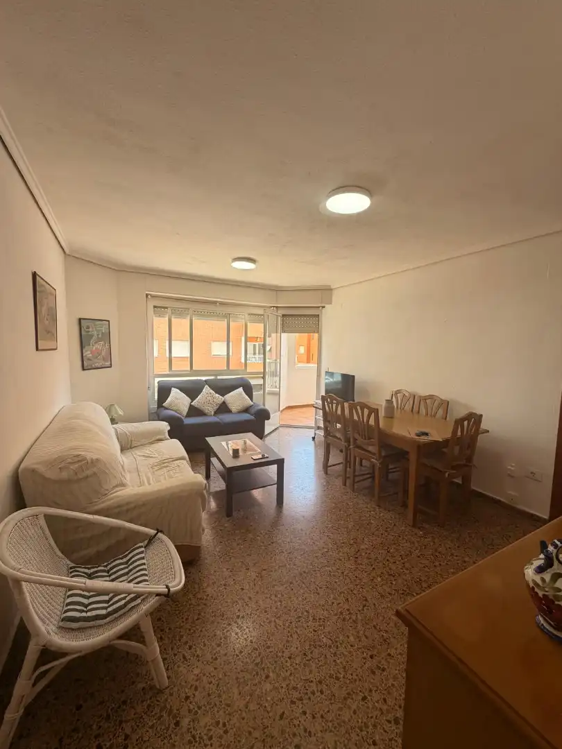 Sala de estar de Apartamento de alquiler en Sagunto / Sagunt con Amueblado, Horno y Lavadora