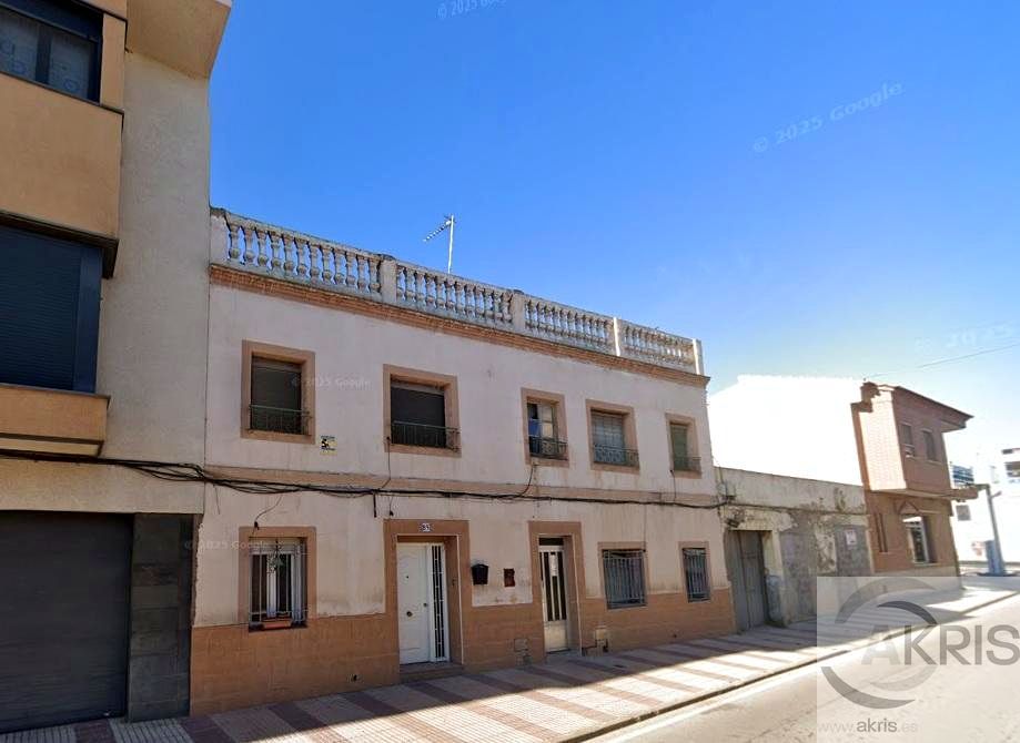 Vista exterior de Planta baja en venta en Mora
