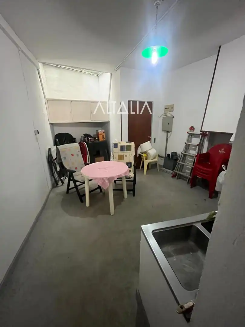 Houses for sale in Pinarejo  with Air Conditioner, Heating and Furnished