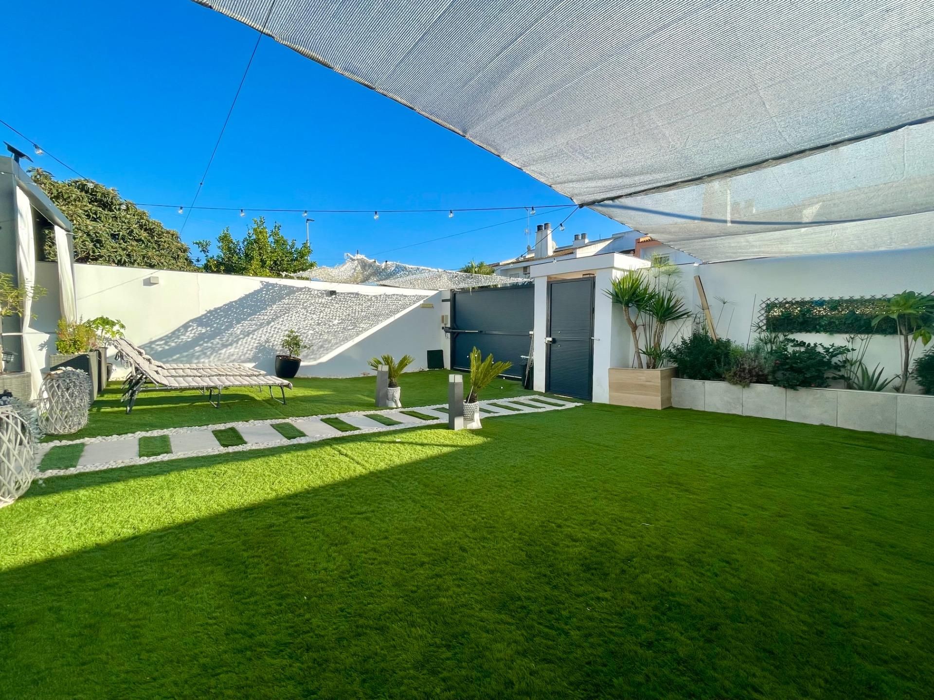 Terrassa de Casa adosada en venda en Chiclana de la Frontera amb Jardí privat i Terrassa