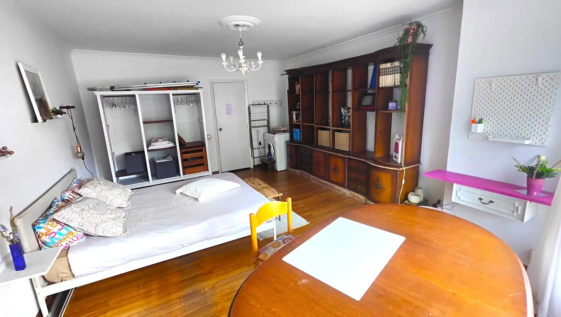 Habitación de Piso en venta en Santiago de Compostela  con Trastero y Amueblado
