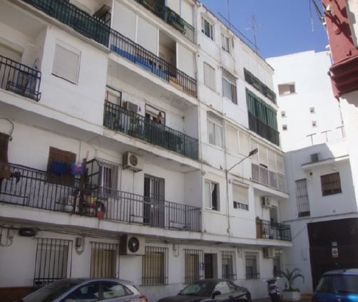 Vista exterior de Piso en venta en Camas