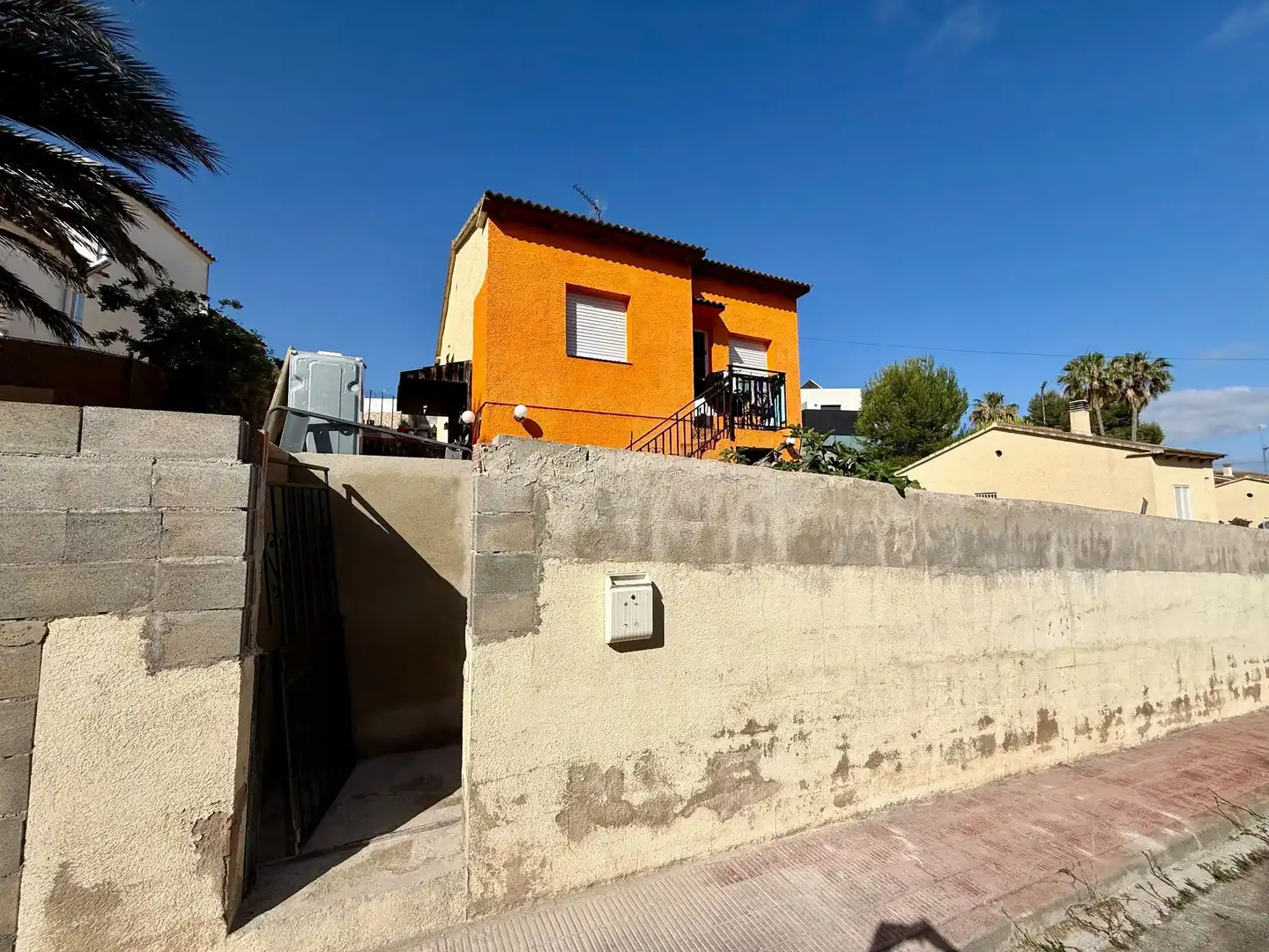 Casa amb jardí en venda a La Pobla de Montornès, imagen 6