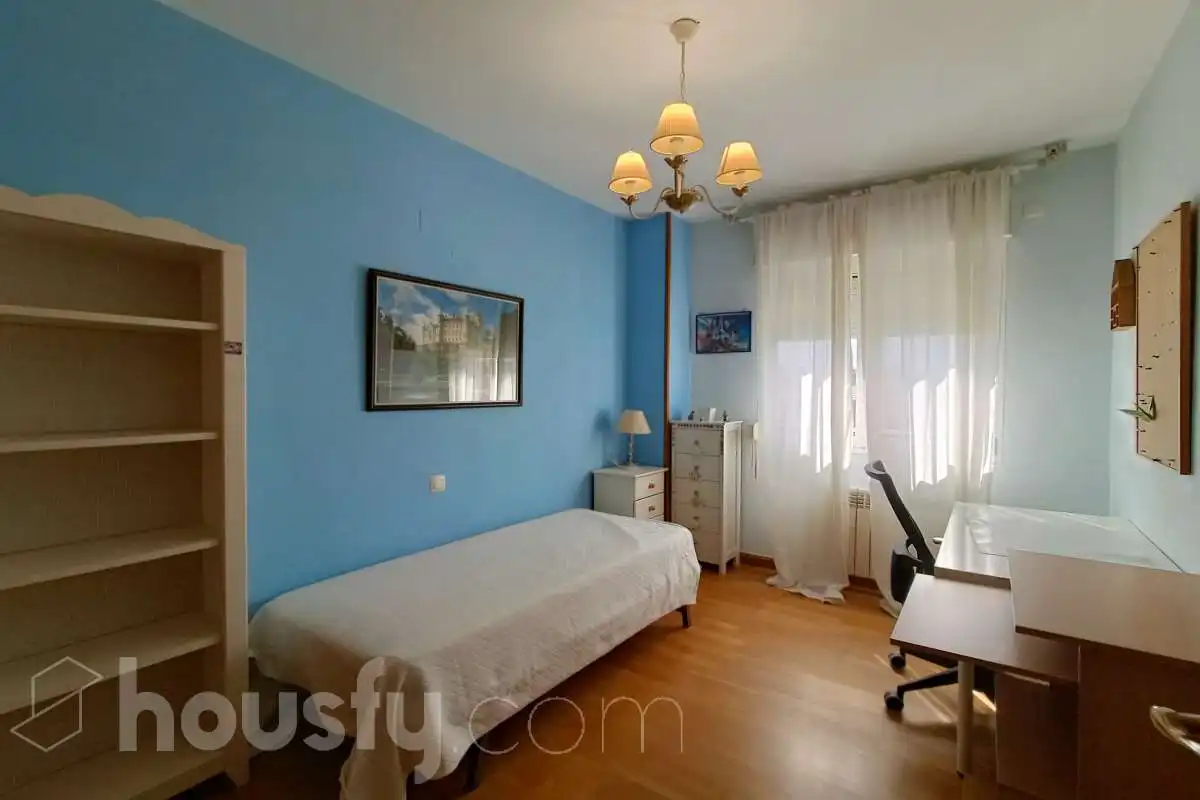 Habitación de Piso de alquiler en Toledo con Aire acondicionado, Calefacción y Parquet