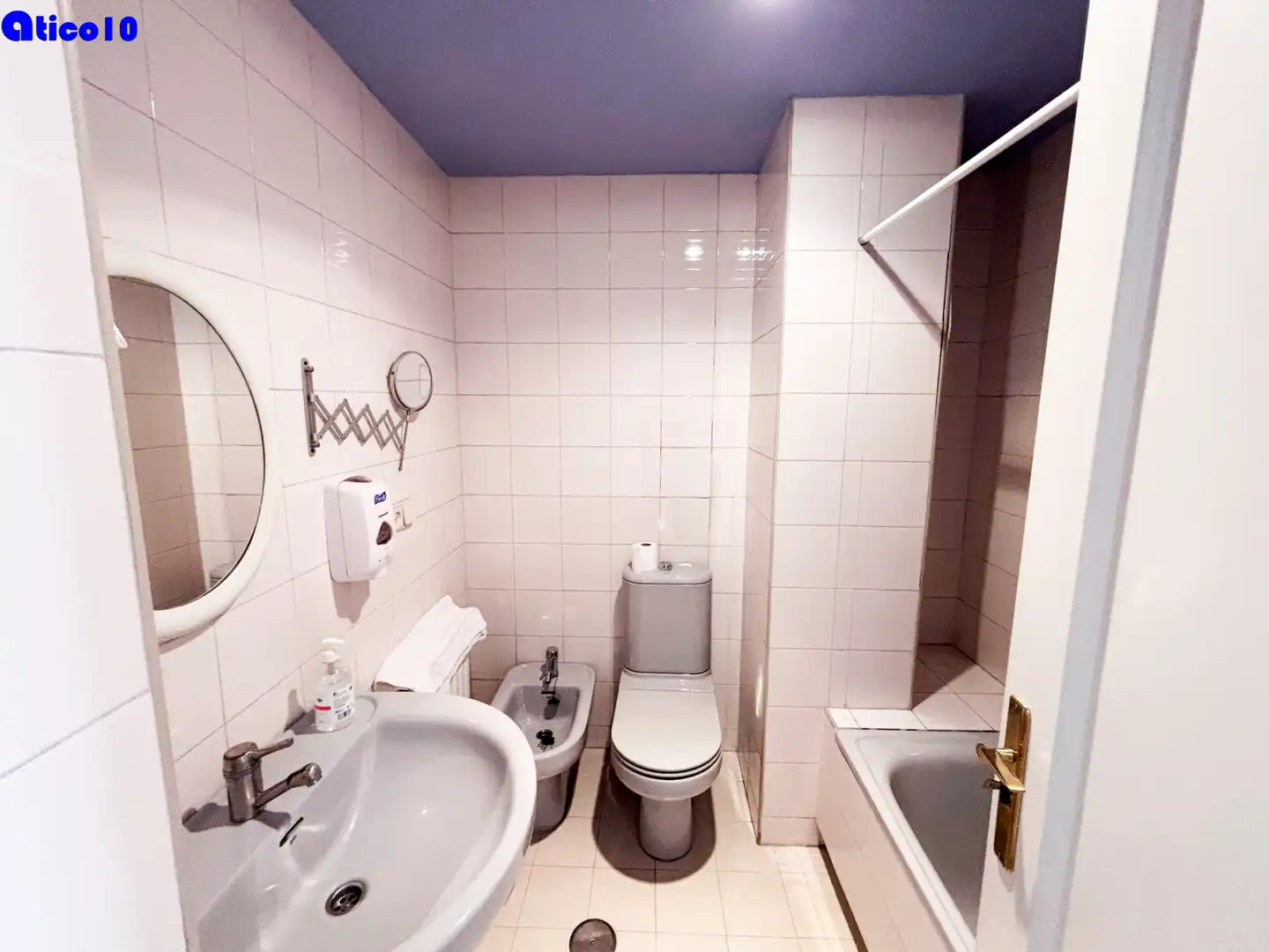 Badezimmer von Wohnung zum Verkauf in Oviedo  mit Heizung