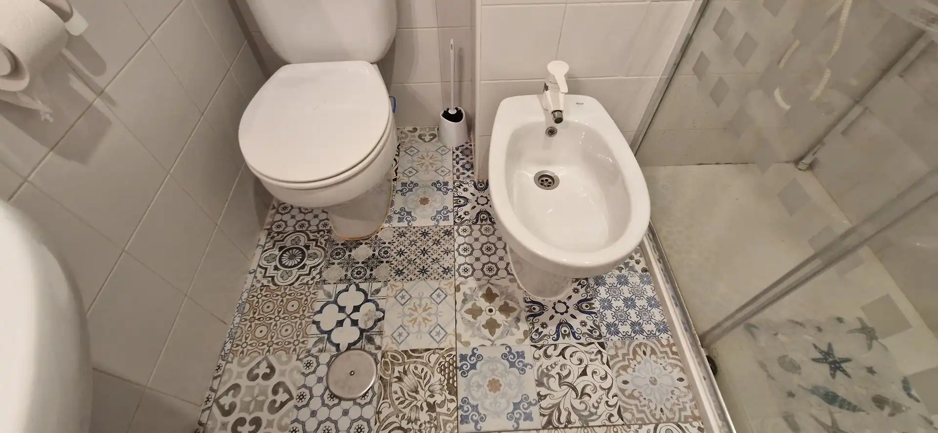 Bany de Apartament de lloguer en El Portil amb Moblat i Piscina comunitària
