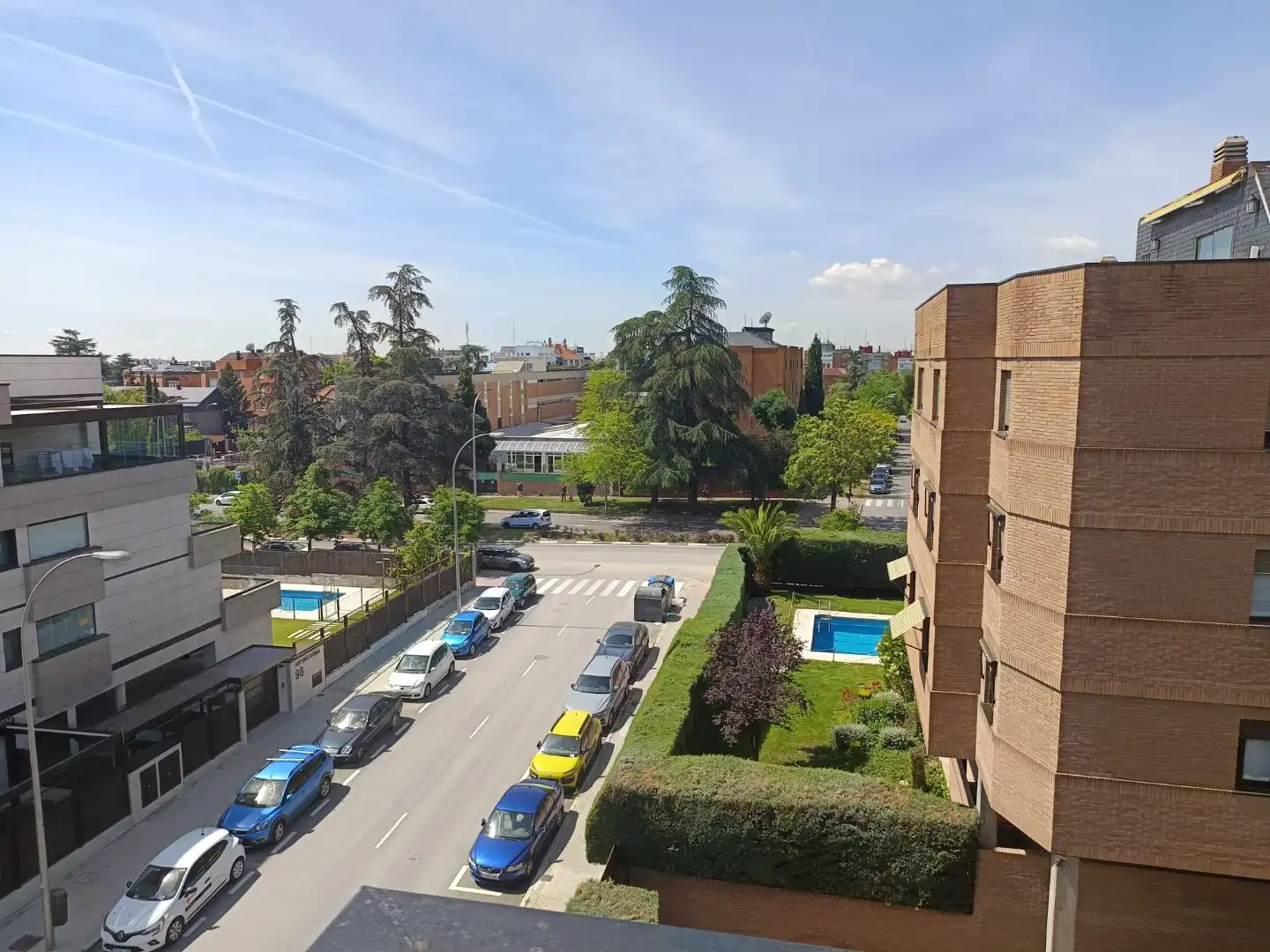 Penthouse with pool to rent in Pilar Cavero 1