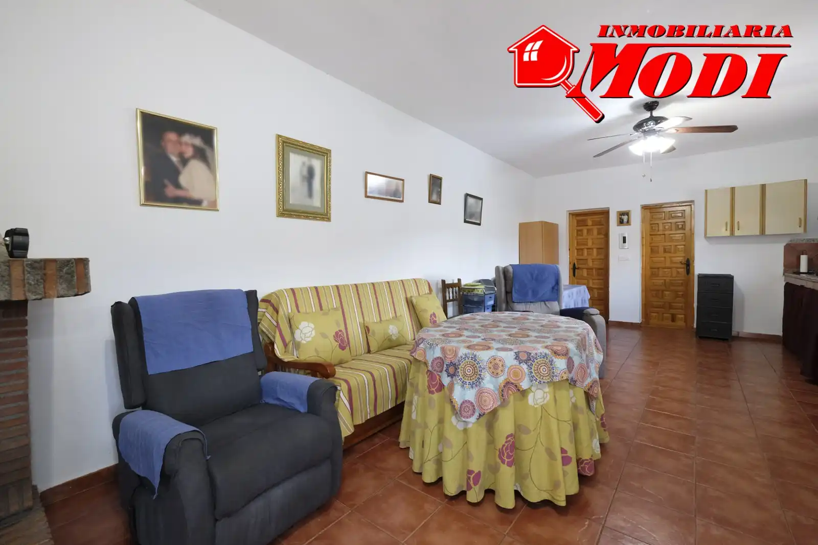 Casa rústica amb jardí en venda a Villamena, imagen 3