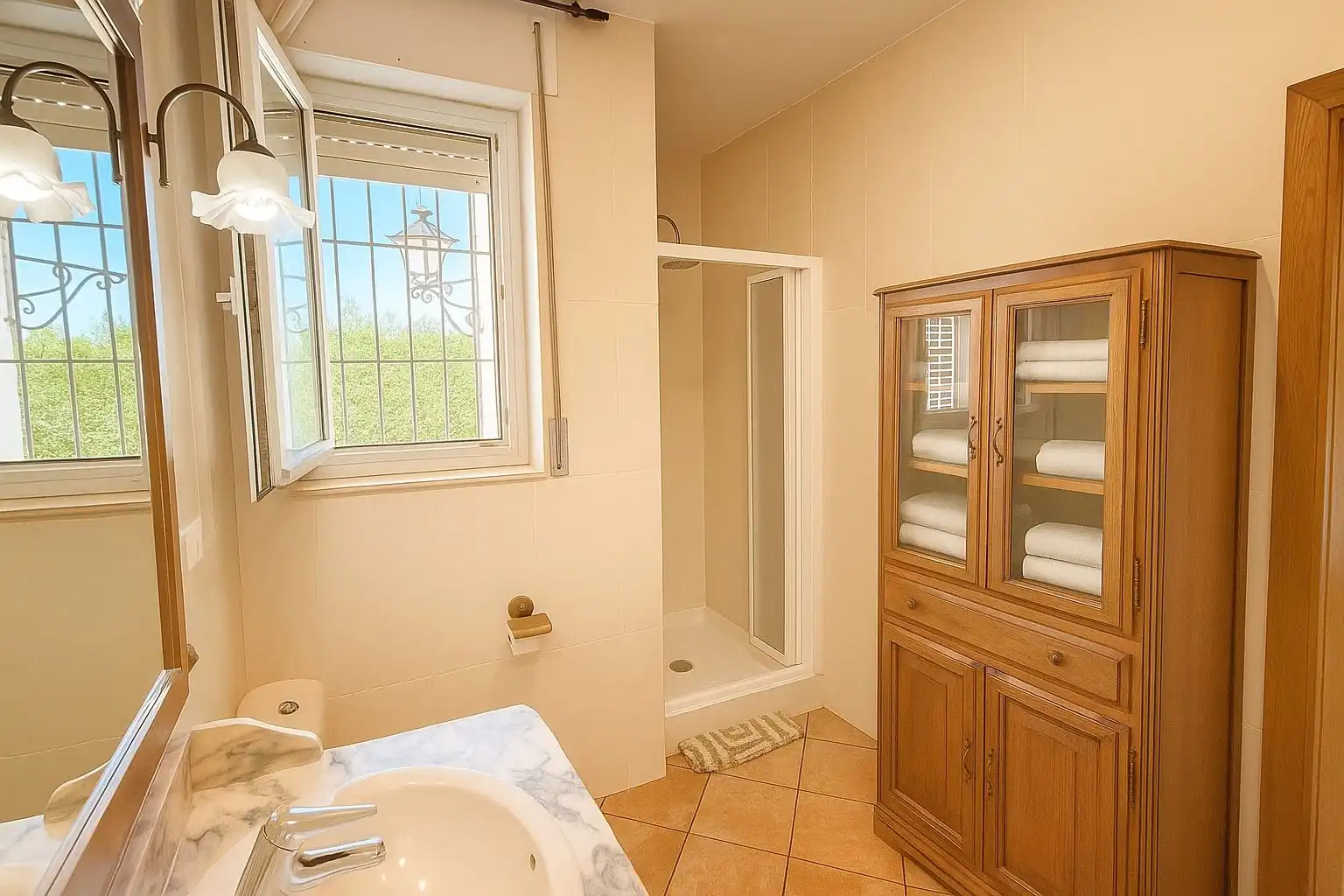 Baño de Casa o chalet en venta en Montilla con Aire acondicionado, Jardín privado y Terraza