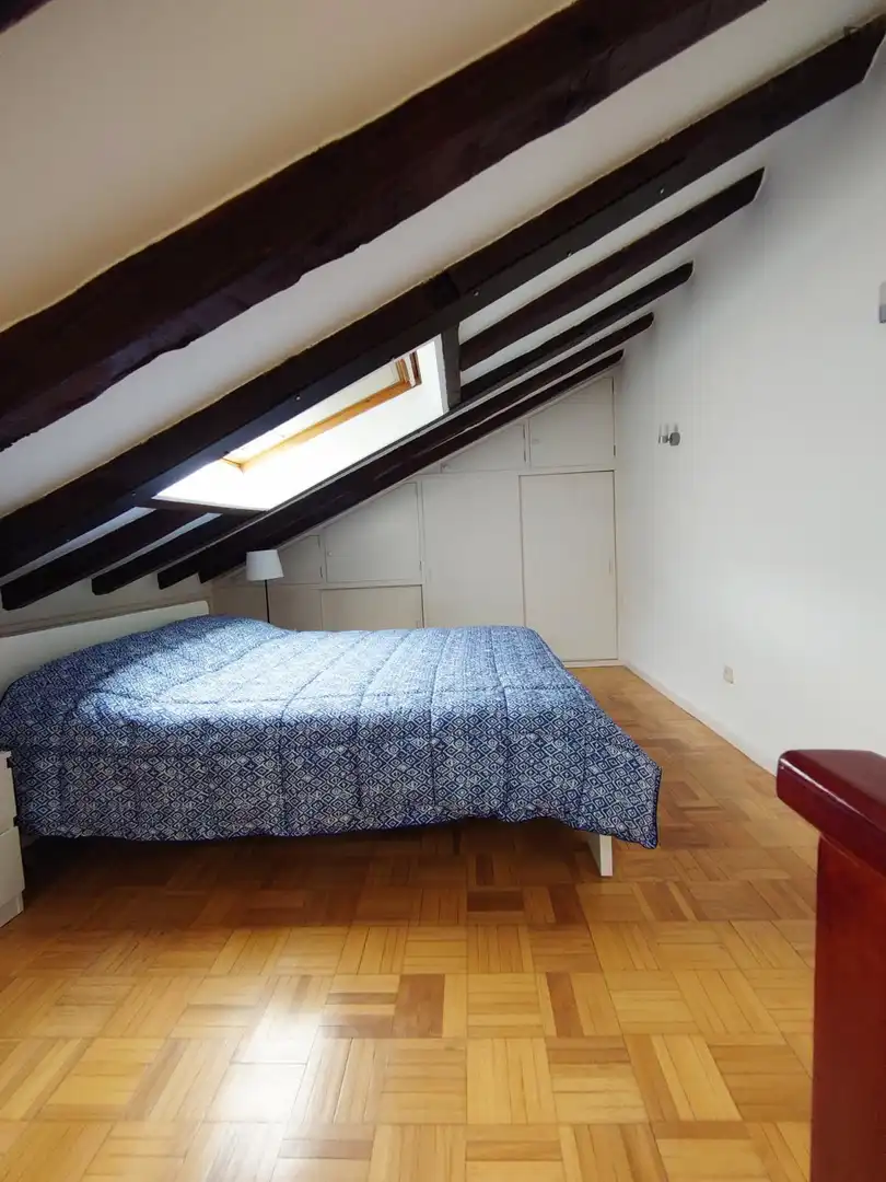 Study for rent in Cortes - Huertas