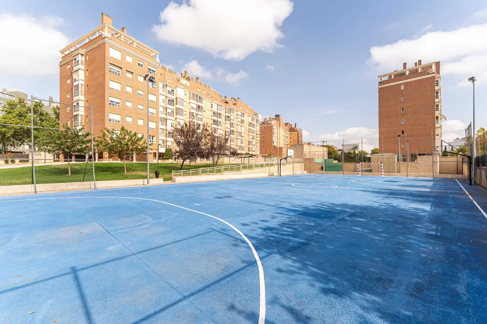 Vista exterior de Piso en venta en Carabanchel