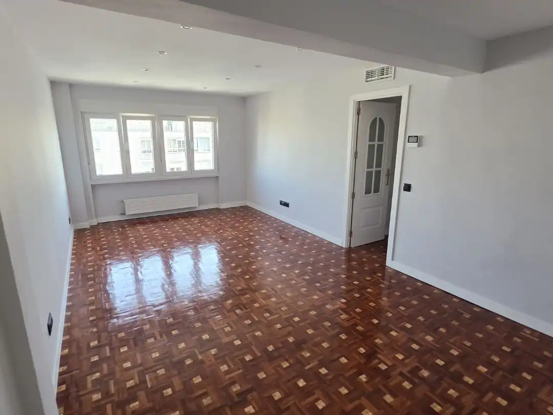 Wohnung mit Aufzug zum Verkauf in Calle Reina Mercedes 3, imagen 5