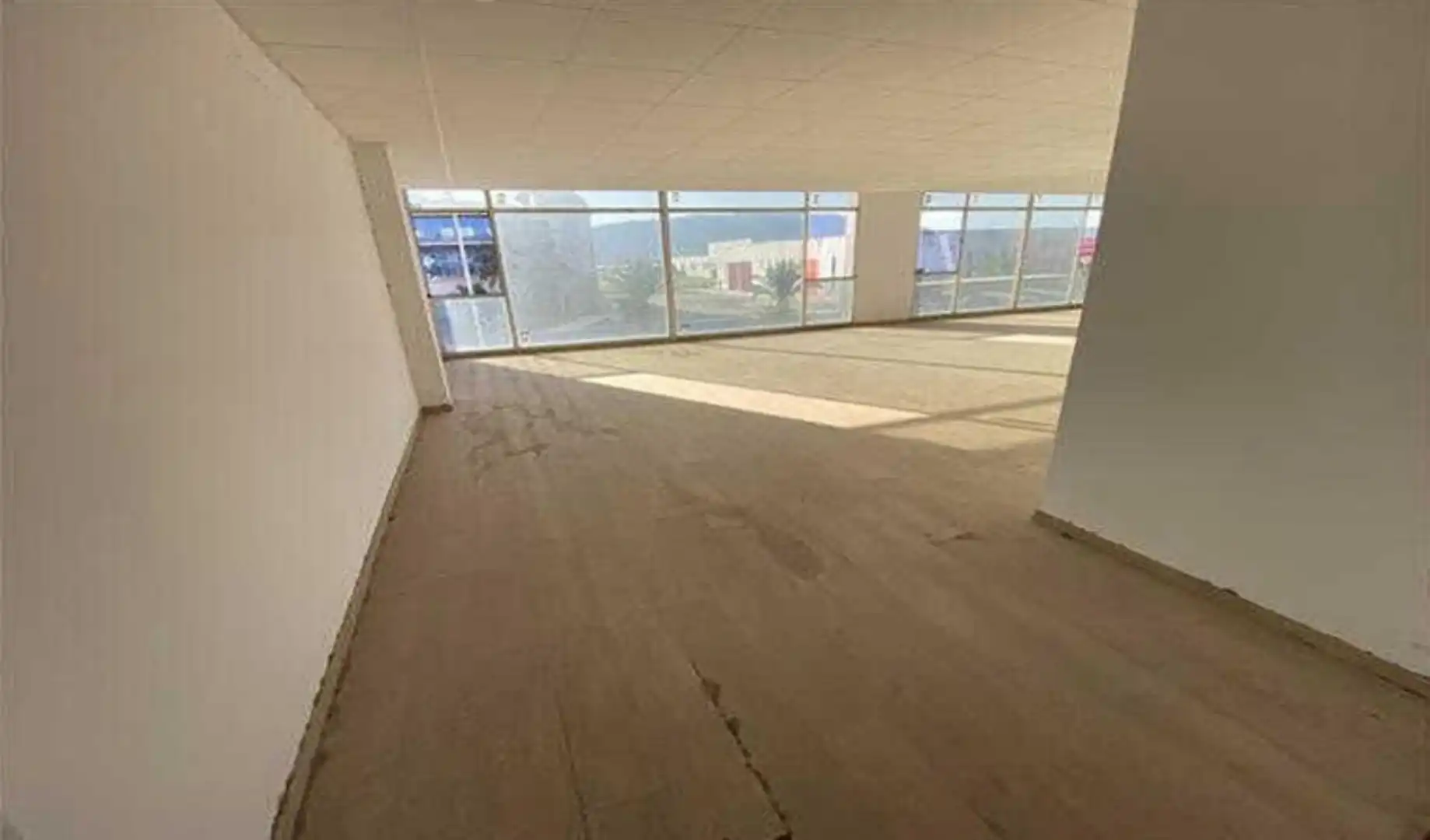 Local comercial en venda a avda Europa-salinas, imagen 5