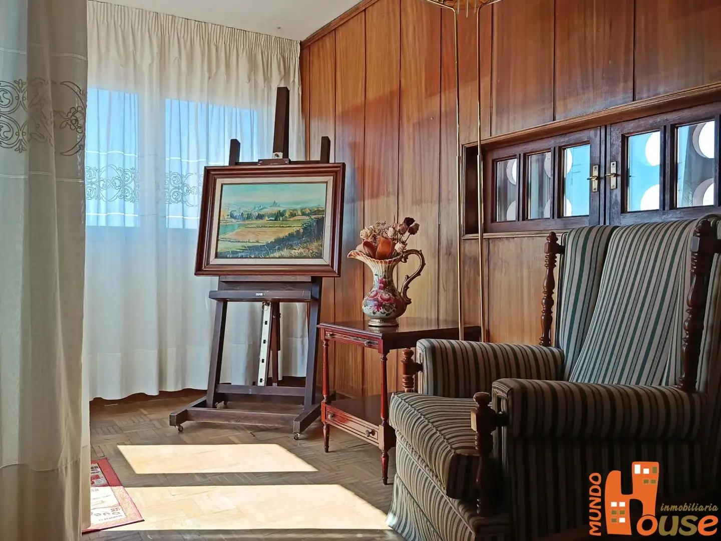 Living room of Flat for sale in Segovia  with Furnished
