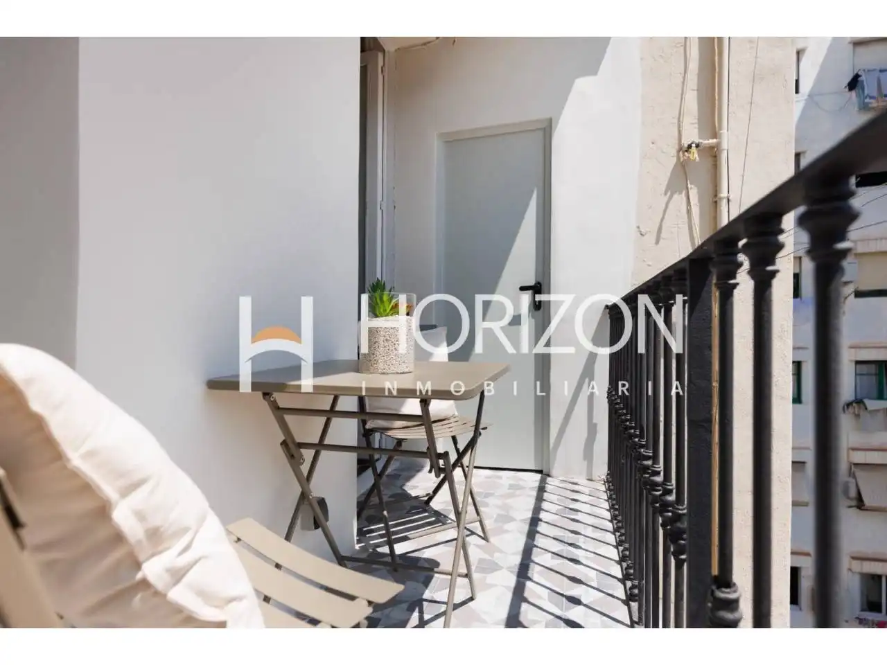 Wohnung mit Terrasse zum Verkauf in Calle Parlamento, imagen 4