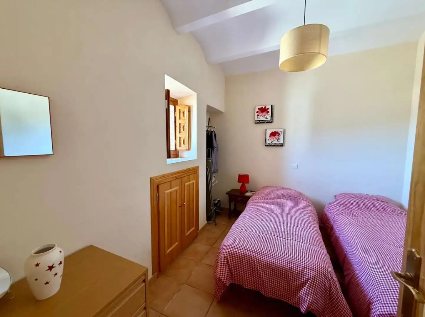 Bedroom of Houses for sale in Vélez de Benaudalla