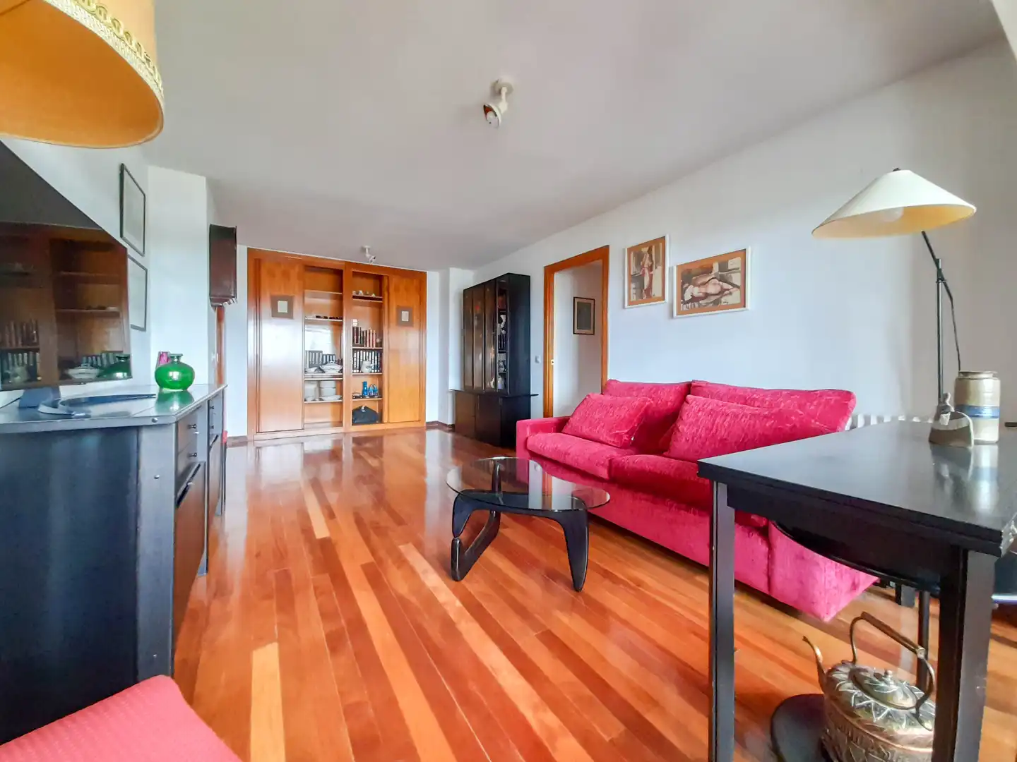 Living room of Flat for rent in Madrid  with Heating, Parquet flooring and Terrace